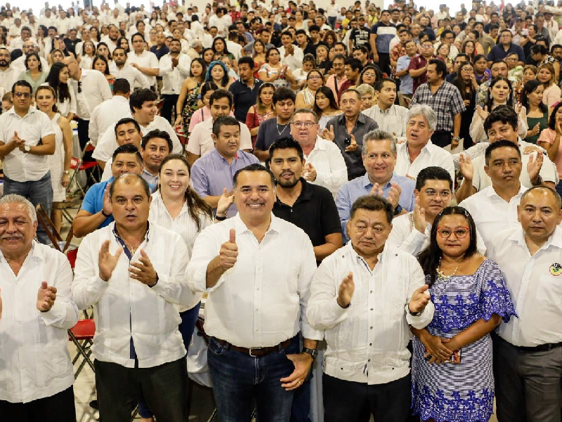 Renán Barrera se compromete con las y los trabajadores de Yucatán