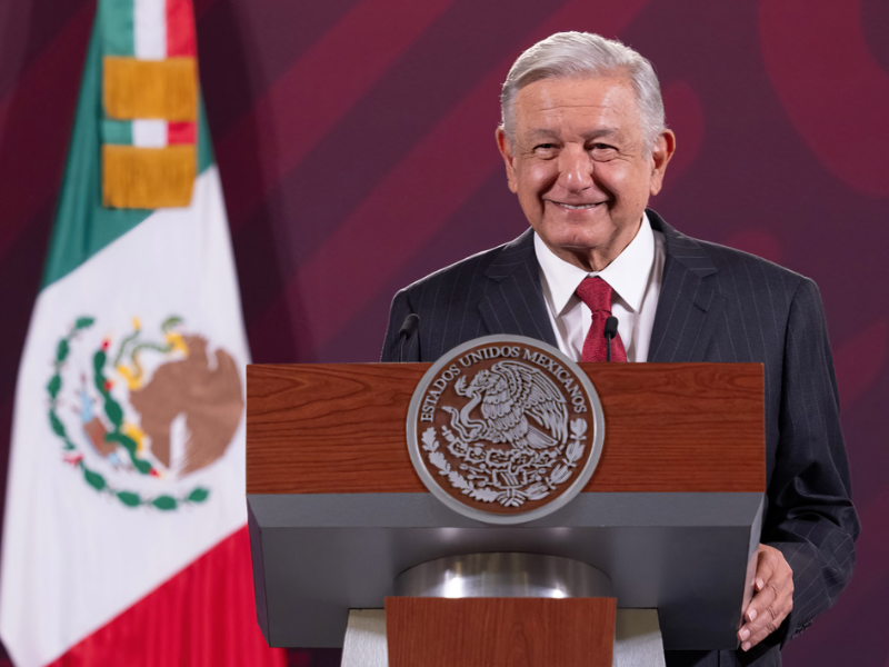 'Me quieren silenciar' AMLO por resolución del INE