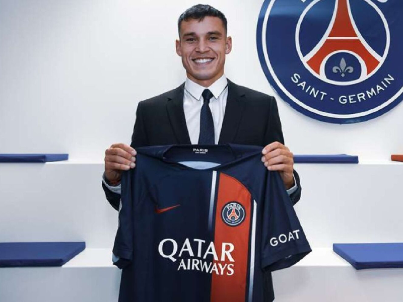 Manuel Ugarte se convierte en el 3er fichaje del PSG