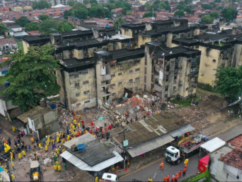 derrumbe edificio brasil
