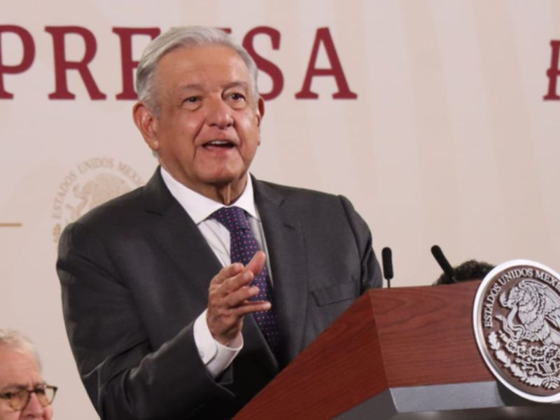 AMLO UNAM.