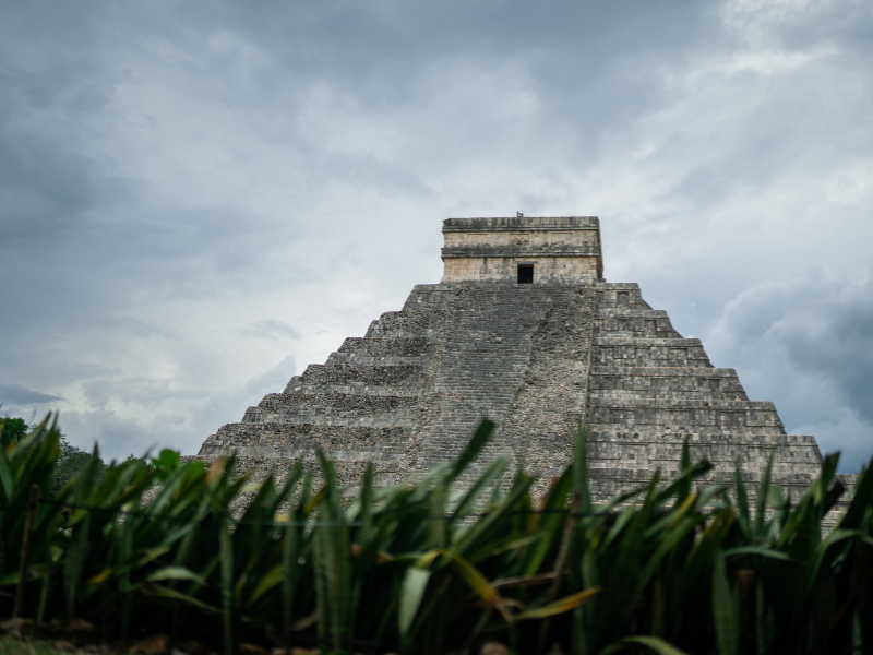 Clima Yucatán cielo parcialmente nublado con probabilidad de lluvias