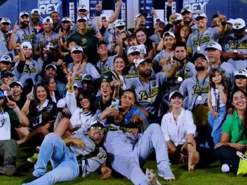 Pericos conquistan el diamante de la Liga Mexicana de Beisbol