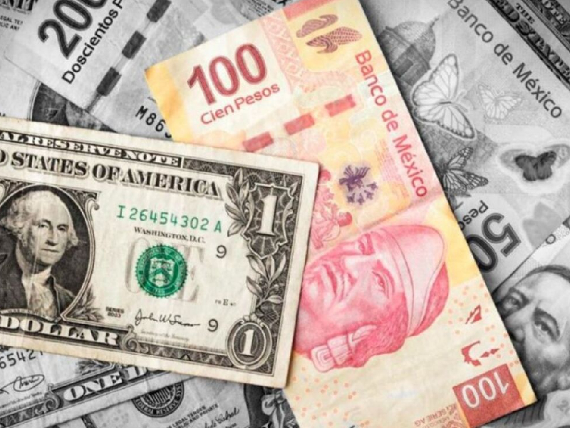 Precio del dólar abre en 17.69 pesos al mayoreo