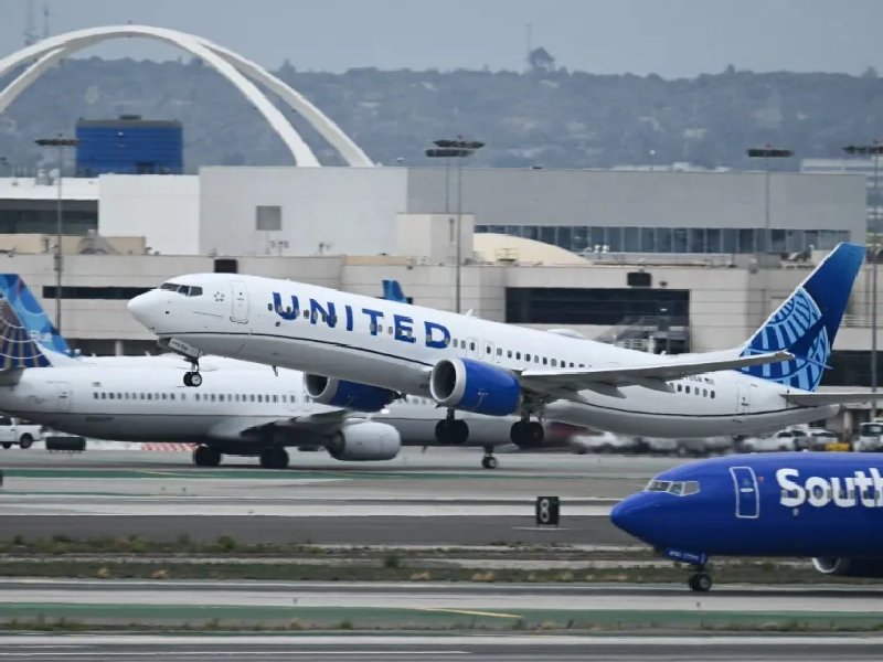 United Airlines adquiere 110 aviones Boeing 787 y Airbus