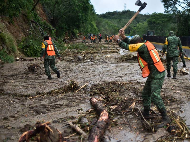 Gobierno establecerá puente aéreo para llevar apoyo a Acapulco tras paso de Otis