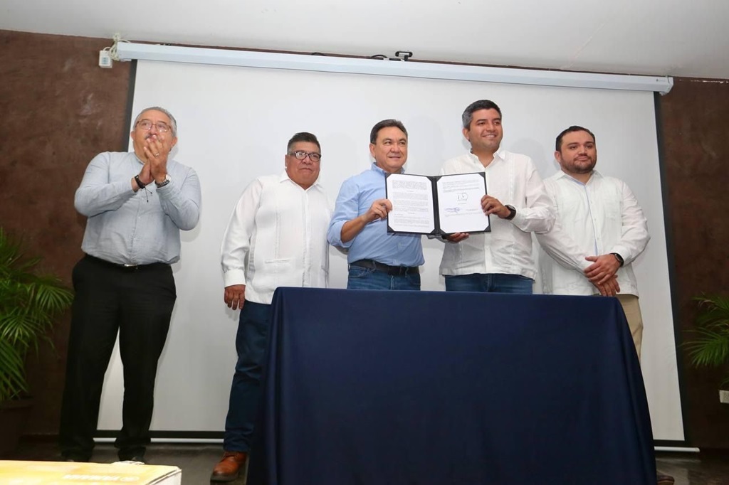 Las Misiones Culturales impulsarán el desarrollo en 22 municipios de Yucatán, tras un convenio firmado con la Segey para el ciclo 2024-2025.