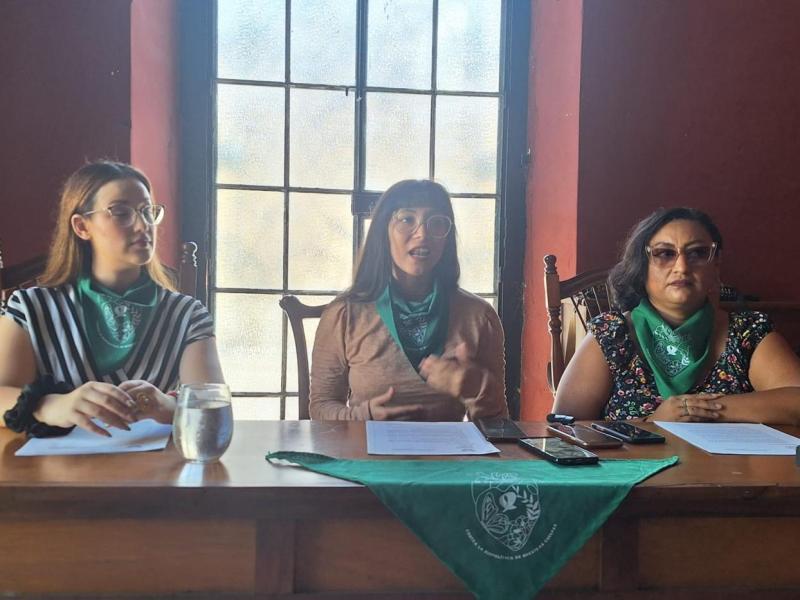 Evento en Mérida busca reconocimiento de derechos sexuales y reproductivos, abordando la despenalización del aborto en Yucatán.