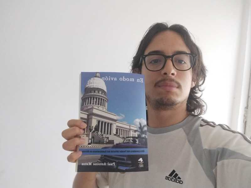 Paul Matos presenta su nuevo libro de crónicas viajeras sobre las realidades contrastantes entre Estados Unidos y Cuba en el Centro Cultural José Martí.