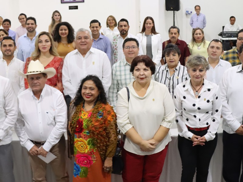 La UADY fortalece vínculos con el Congreso de Yucatán, presentando su impacto social y planes futuros en beneficio de la comunidad.