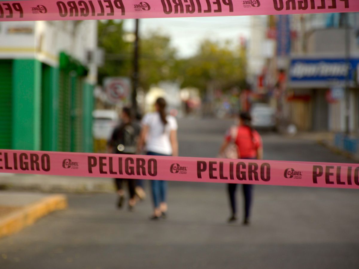 Un oficial herido en la colonia Manzana 115 tras ser atacado con arma blanca. La SSP actuó en defensa propia y neutralizó al agresor.