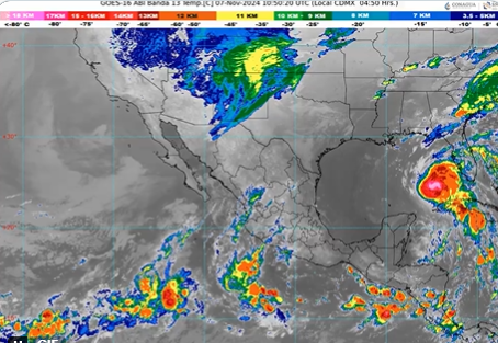 Huracán Rafael, categoría 2, afecta Yucatán con lluvias y oleaje del 7 al 9 de noviembre. Mantente informado con Protección Civil Yucatán.