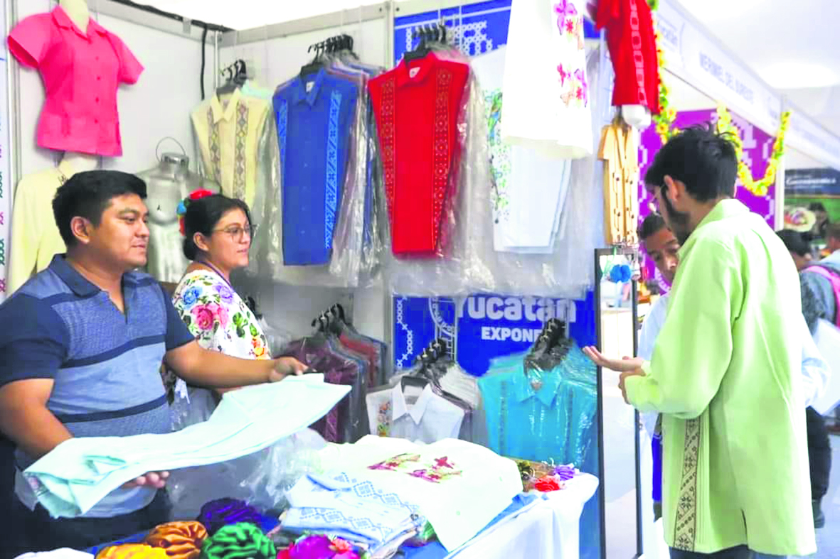 guayaberas Yucatán, guayaberas originales, guayaberas pirata, industria del vestido, Canaive Yucatán, guayaberas Tekit, precios guayaberas, importaciones ilegales.