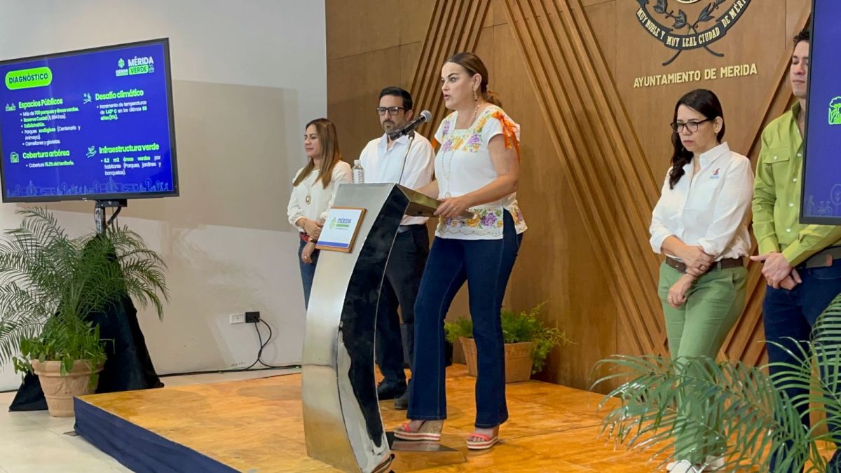 Cecilia Patrón presenta "Mérida Verde", programa para reforestar y mitigar el cambio climático en la capital yucateca. Conoce los detalles.