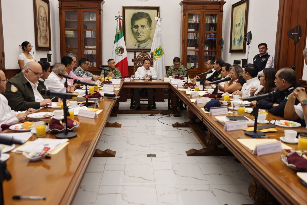 El Gobernador Joaquín Díaz Mena lidera esfuerzos en Yucatán para fortalecer la paz con respaldo federal y acciones conjuntas de seguridad.