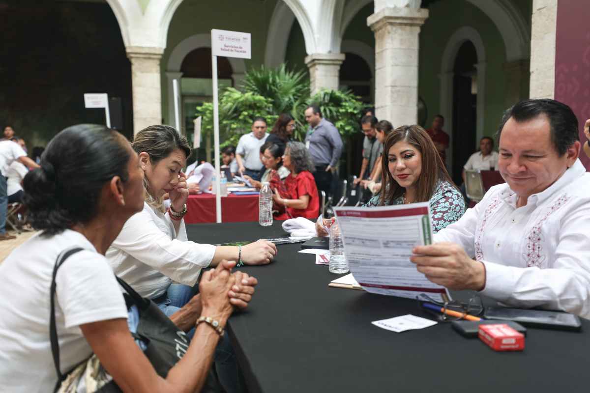 El Gobernador Joaquín Díaz Mena lidera la segunda jornada de Audiencias con el Pueblo, reafirmando su compromiso con la justicia social en Yucatán.