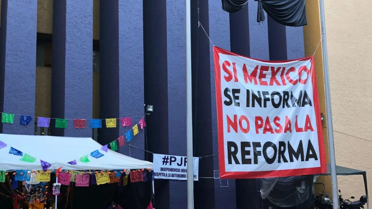 La SCJN analiza la posible invalidez de la reforma judicial. Ministros presentan posturas sobre el impacto en la Constitución.