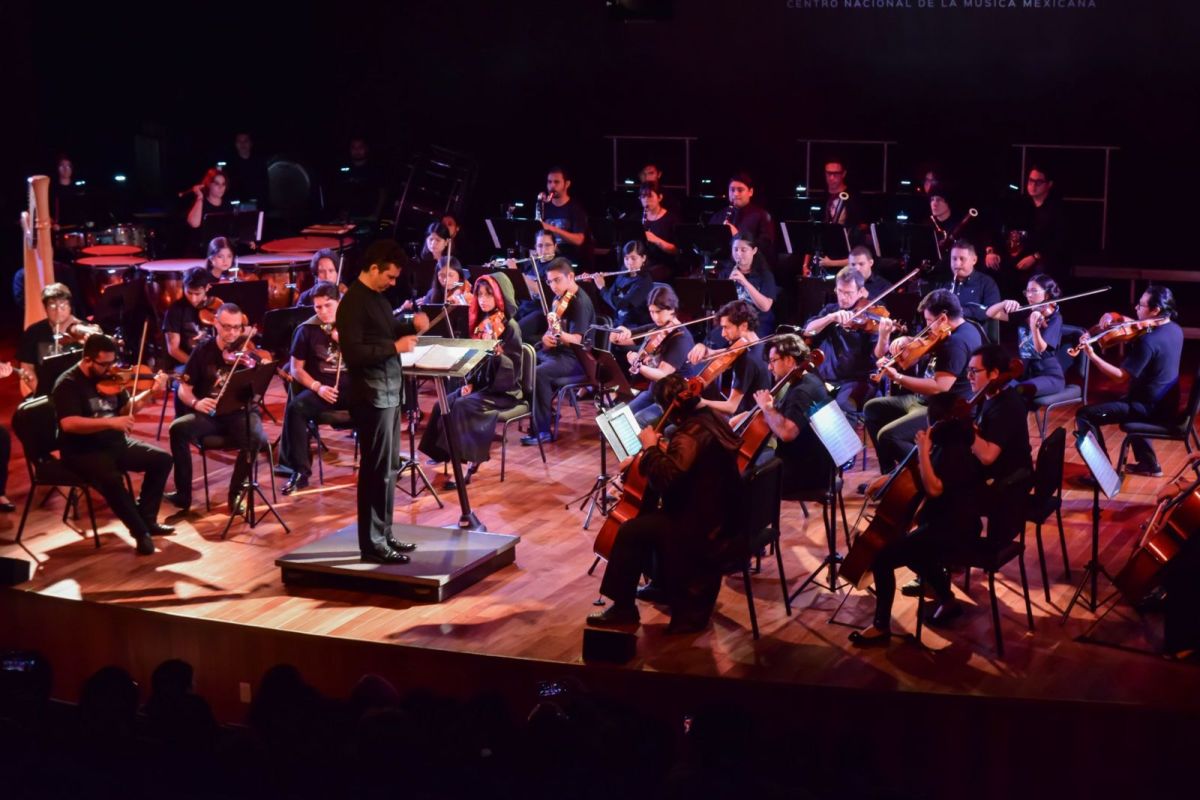 Disfruta un concierto orquestal de la OSUNAY con solistas destacados el 12 de diciembre. Taquilla solidaria para apoyar al profesor Juan Manuel López.