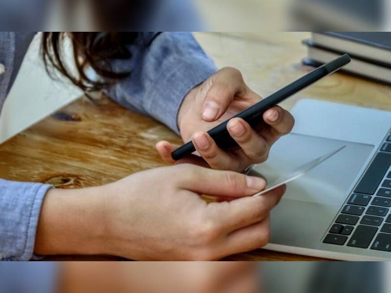Alertan por fallas en servicios digitales de BBVA