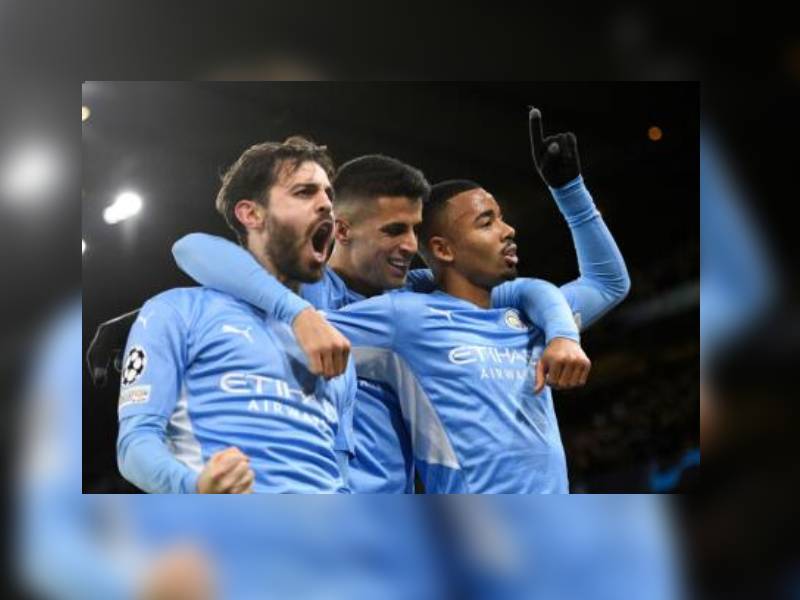 Manchester City se impone 2-1 ante el PSG