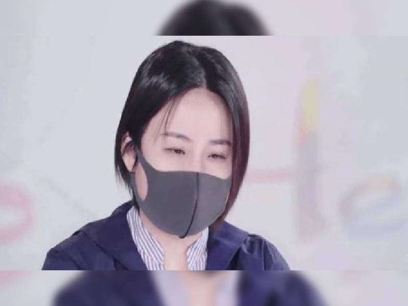 En china mujer revela que compro dos casas con su sueldo