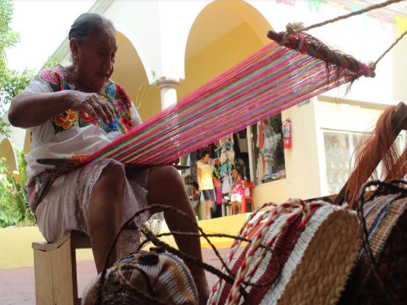 Certifican a Mujeres en habilidades laborales