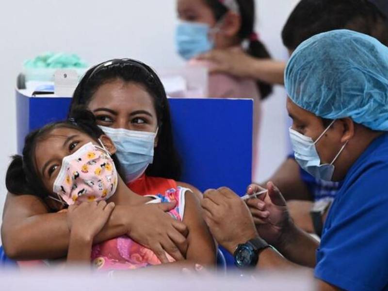 Mayores de 2 años, obligatorio presenten prueba viral negativa