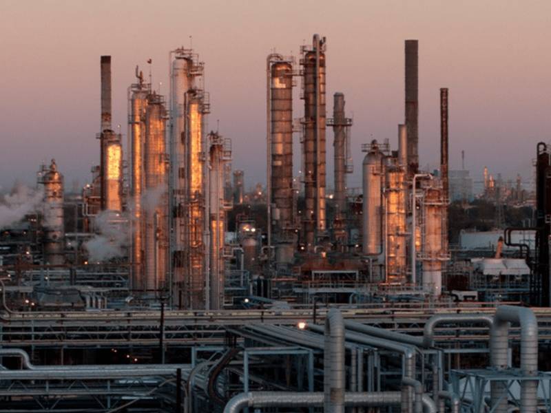 Pemex confirma la adquisición de la refinería Deer Park
