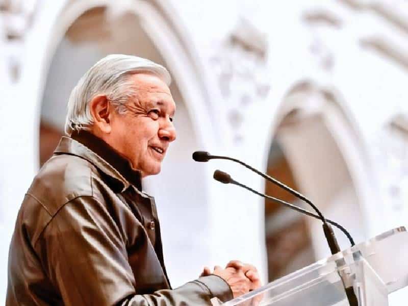 Pide AMLO a EU respeto a migrantes y a México