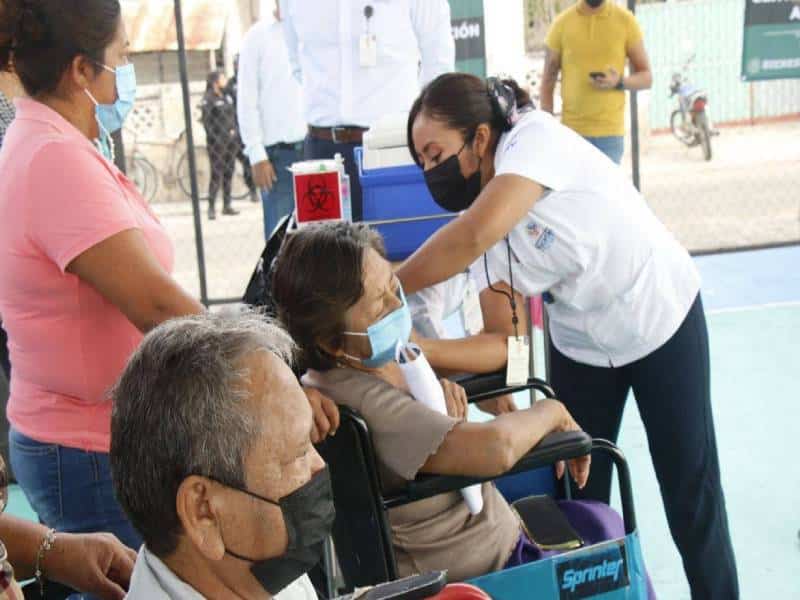Yucatán, entre los estados donde hoy inicia la tercera dosis contra Covid