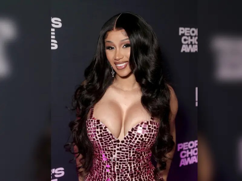 Rapera Cardi B gana demanda millonaria