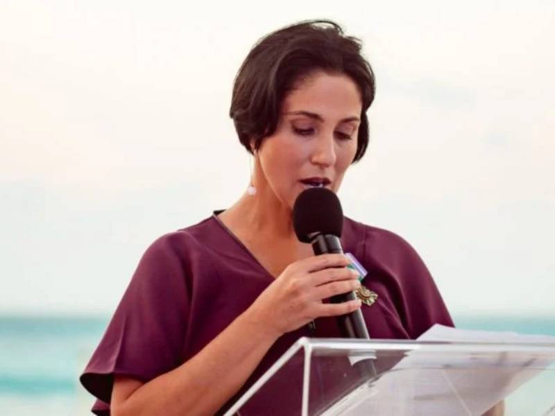 Renuncia cónsul honoraria de rusia en Quintana Roo