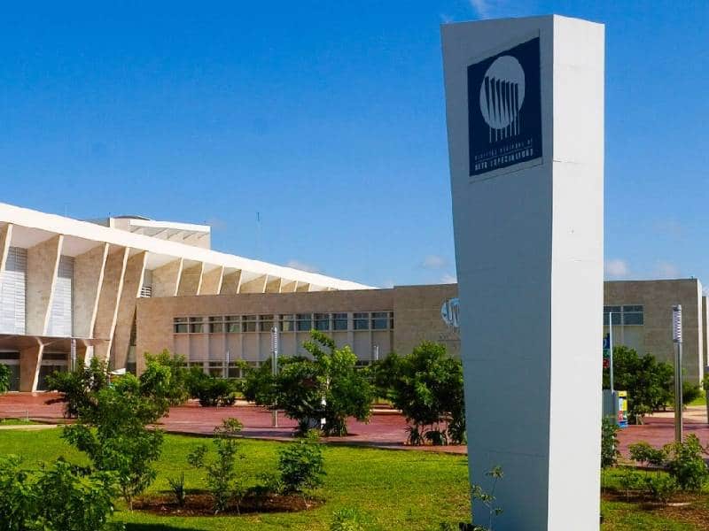Denuncian anomalías en Hospital Regional de Alta Especialidad