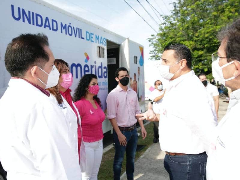 Llevan servicios de salud a los más vulnerables
