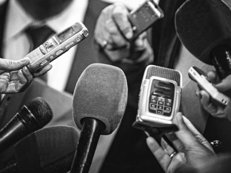 Apoyo a los medios de comunicación
