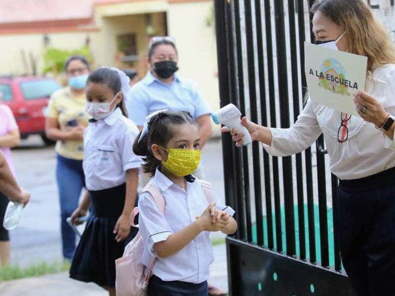 Aplicarán pruebas de Covid en escuelas y universidades públicas