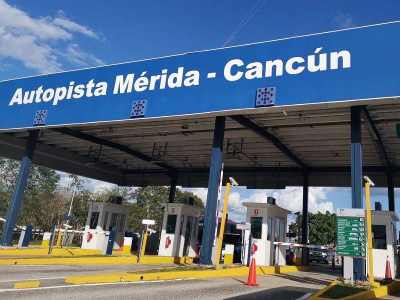 Autopista Mérida Cancún