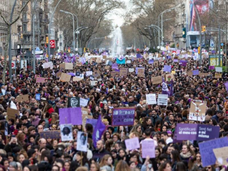 Infiltración en el movimiento feminista