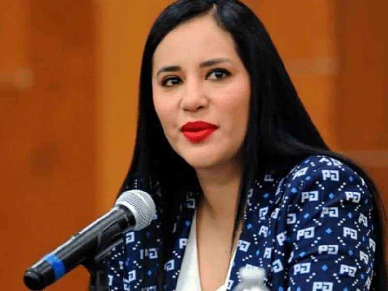 Policías sandra cuevas