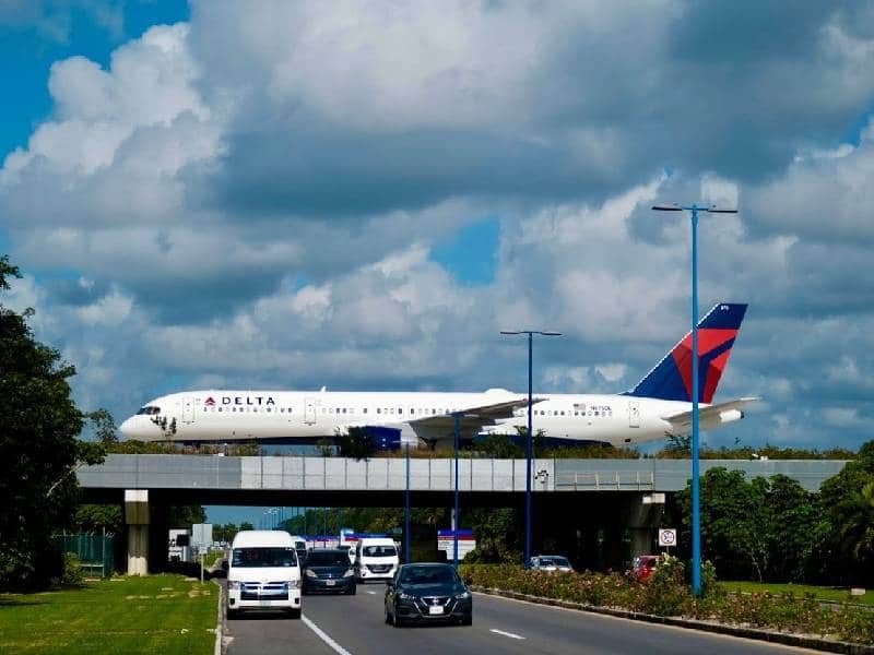 Recibe México vía aérea a 3 millones de turistas