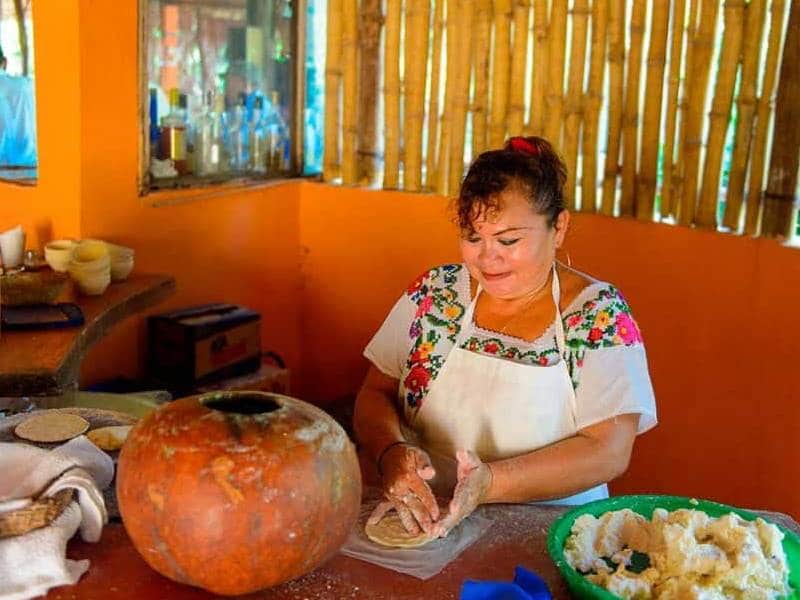 Yucatecos son los más enfermos en la región