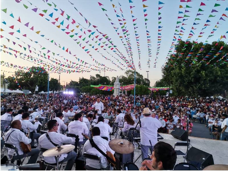 Con éxito se realiza la Feria del Panucho