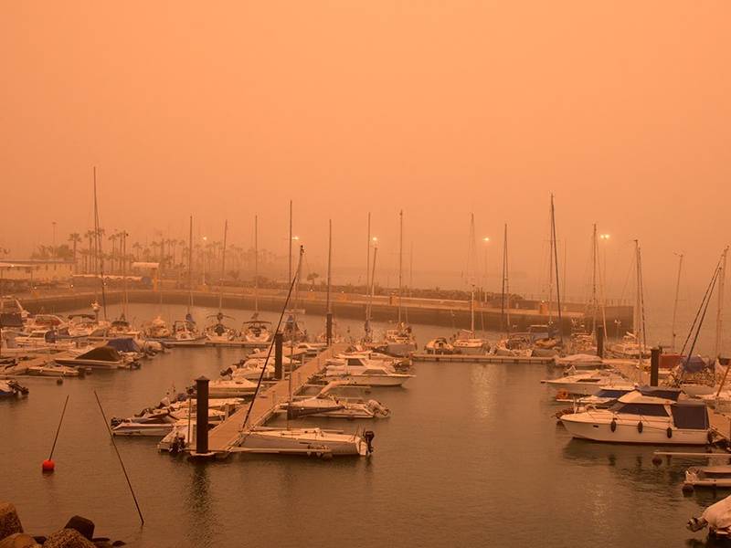 Cubre polvo del Sahara a la región