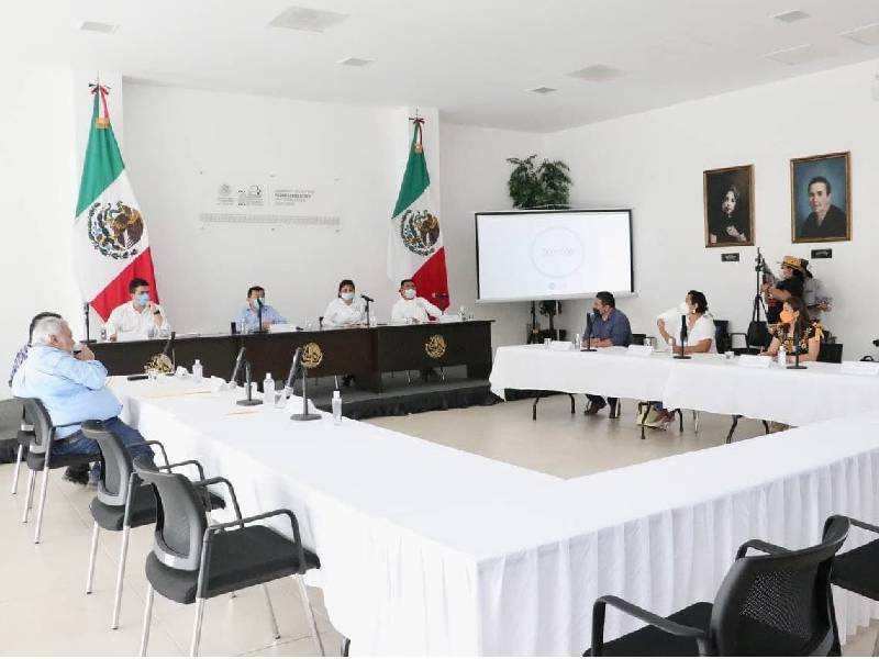 Reunion sindicatos y diputados por el tema ISSTEY