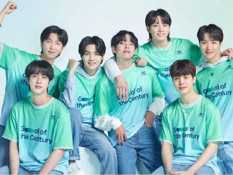 BTS lanzará tema para el mundial de futbol en Qatar 2022
