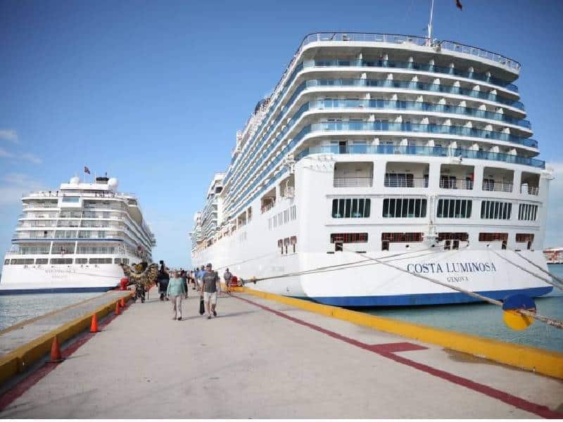 Llegan a progreso vía cruceros unos ocho mil visitantes