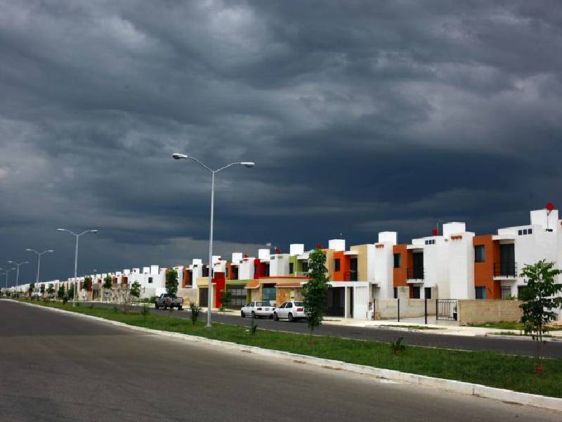 Canal de baja presión producirá lluvias en la Península de Yucatán