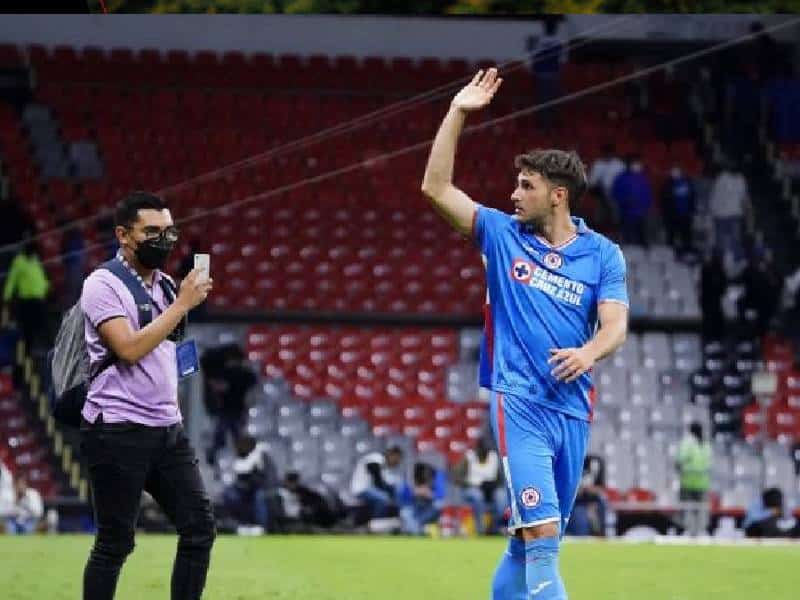 Cruz Azul tiene dos candidatos para el reemplazo de Santi Giménez 