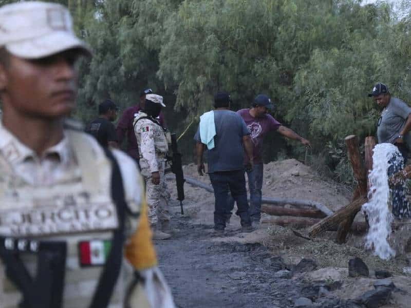 La esperanza se agota y la desilusión aparece en el rescate de los mineros en Sabinas