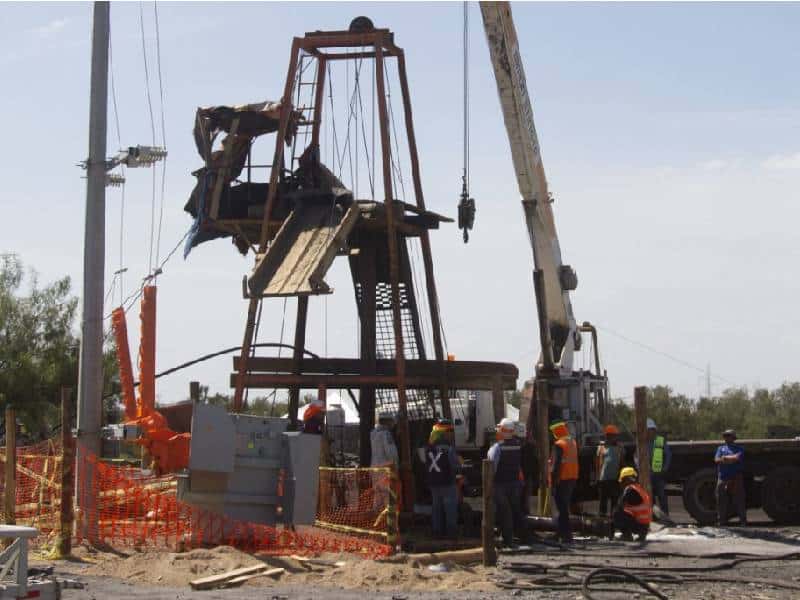 Se abrió otro boquete y volvió a subir el agua en Sabinas: AMLO
